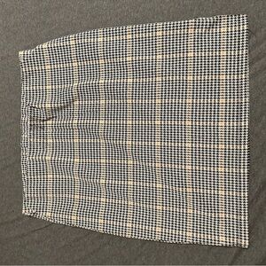 Black and yellow houndstooth pencil skirt